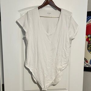 Old Navy Women's Cream V-Neck Bodysuit
